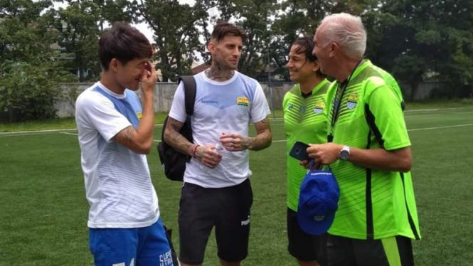 Pemain dan Pelatih Persib Bandung, Mario Gomez