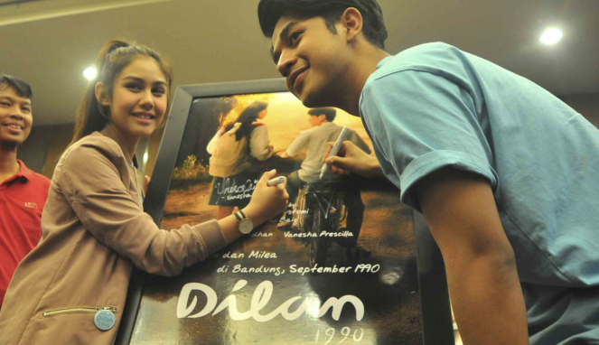 Sorot Film - dilan