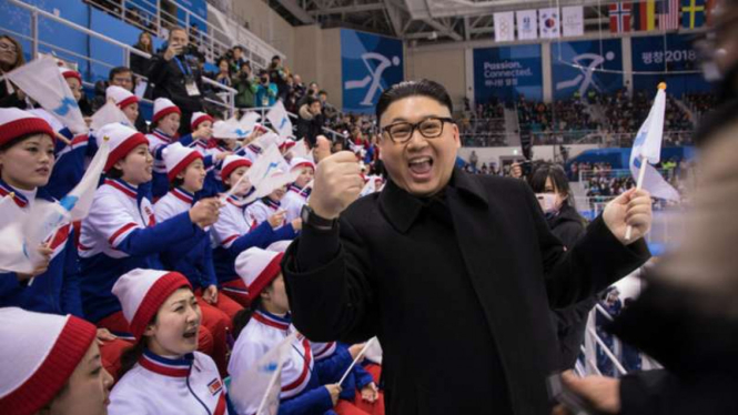 Howard, pria mirip Kim Jong Un, pemimpin Korea Utara yang diusir paksa usai menyambangi cheerleader Korea Utara di pertandingan Hoki, Rabu (13/2/2018)