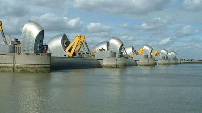 Thames Flood Barrier.