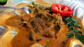 Kari Dalcha, Kuliner India yang Populer di Padang