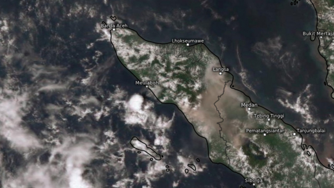 Citra satelit menunjukkan erupsi Gunung Sinabung