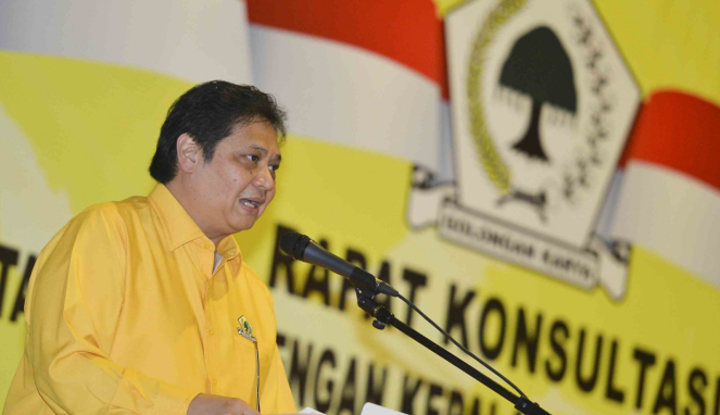 Ketua Umum Partai Golkar, Airlangga Hartarto memberikan pengarahan