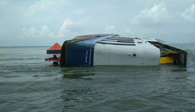 Kapal Pengangkut Barang Karam di Sumsel, Satu Orang Hilang