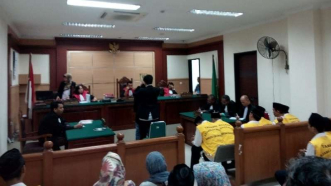 Sidang para terdakwa persekusi terhadap sejoli di Pengadilan Negeri Tangerang, Banten.