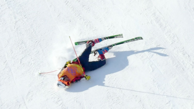 Atlet ski Kanada, Chris Del Bosco, usai mengalami kecelakaan fatal di Olimpiade Musim Dingin 2018.