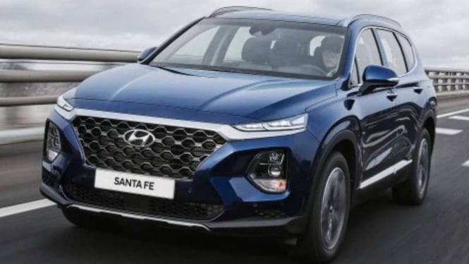 Hyundai Santa Fe generasi terbaru.