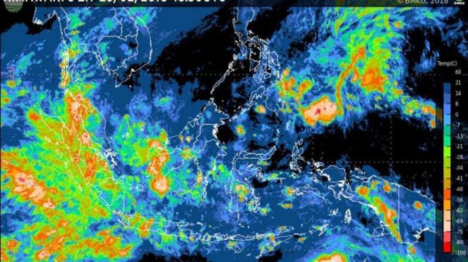 インドネシアの天気予報に関連するHimawari BMKG衛星写真