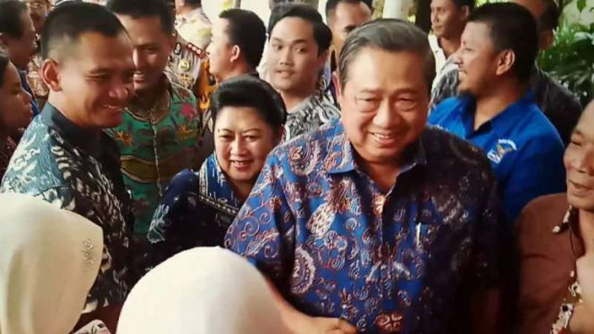 Susilo BAmbang Yudhoyono.