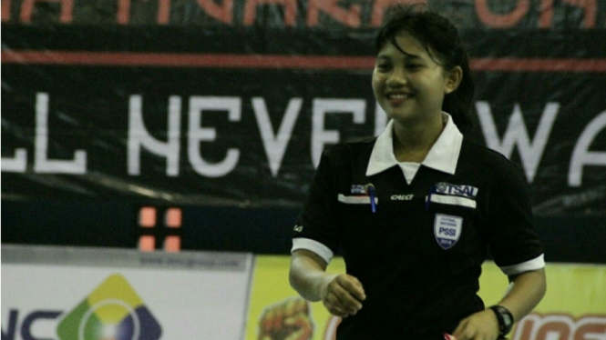 Wasit wanita Futsal Pro League, Deliana Iman Dwi Gita