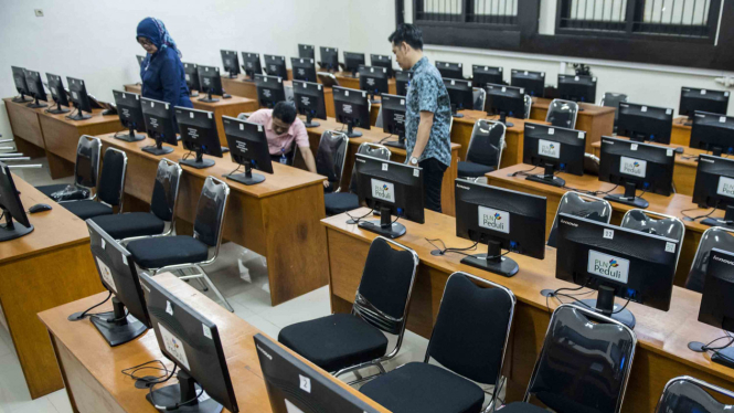 Persiapan Ujian Nasional Berbasis Komputer (UNBK) di Bandung