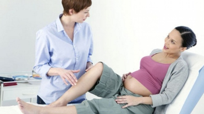 Ilustrasi wanita hamil menderita asam urat.