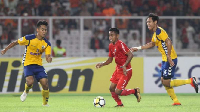Pertandingan di ajang Piala AFC antara Persija Jakarta melawan Tampines Rovers