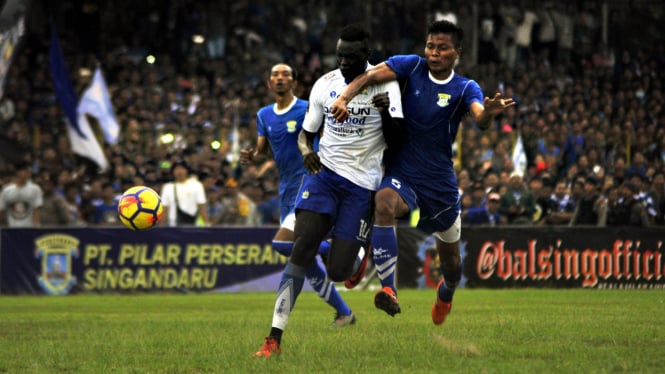 Laga Persahabatan Persib Bandung- Perserang FC