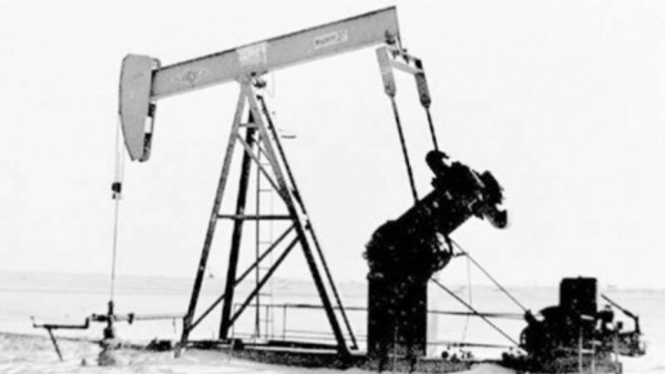 Ladang minyak pertama di Arab Saudi.