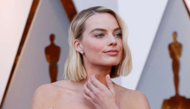 Margot Robbie di karpet merah Oscar 2018