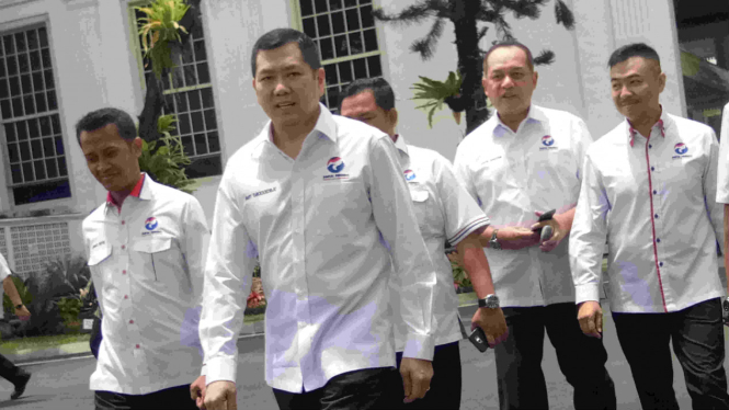 Hary Tanoe dan elite Perindo temui Jokowi di Istana