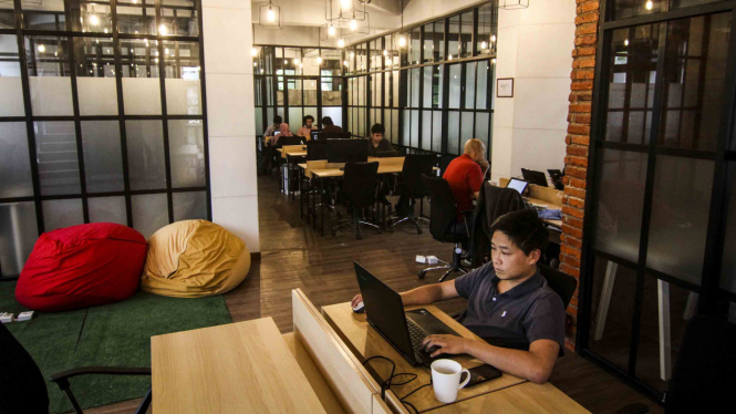 Ilustrasi coworking space di Jakarta.
