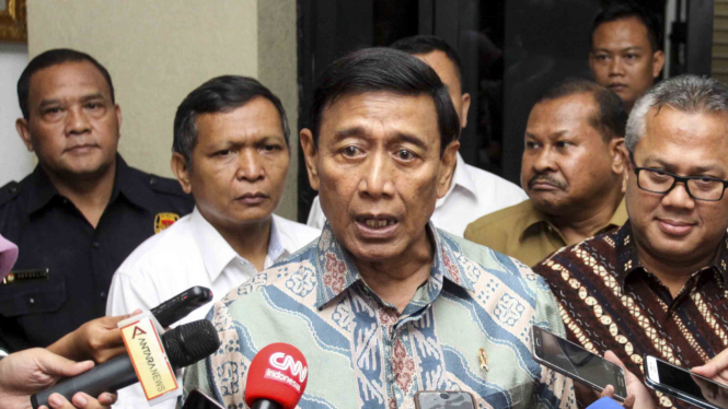 Menteri Koordinator Bidang Politik, Hukum, dan Keamanan (Menko Polhukam),Wiranto