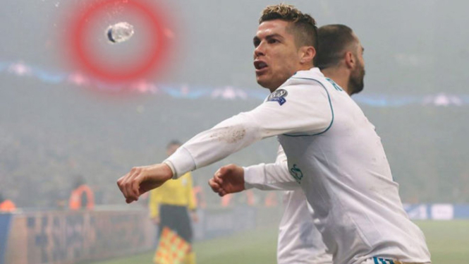 Megabintang Real Madrid, Cristiano Ronaldo, hampir jadi korban pelemparan botol