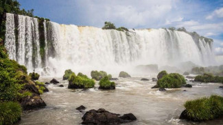 Dibilang Mirip Surga, 5 Air Terjun Ini Wajib Dikunjungi