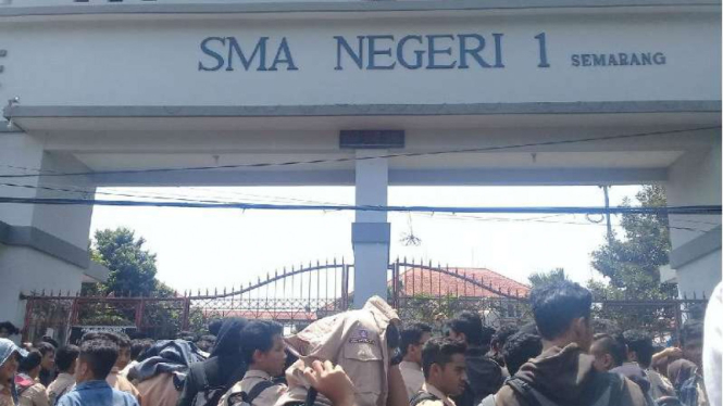 SMA Negeri 1 Semarang