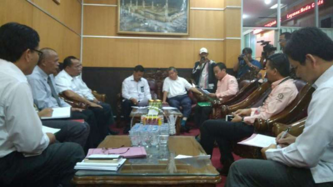 Pertemuan manajemen PT Abu Tours dengan perwakilan Kementerian Agama dan Otoritas Jasa Keuangan di Palembang, Sumatra Selatan, pada Rabu, 7 Maret 2018.