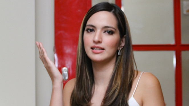Nia Ramadhani Belum Datang, Roti Sudah Habis