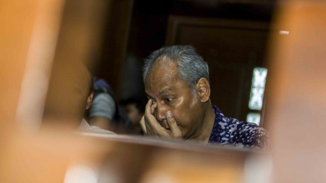 Terdakwa kasus merintangi penyidikan kasus KTP elektronik, Bimanesh Sutarjo