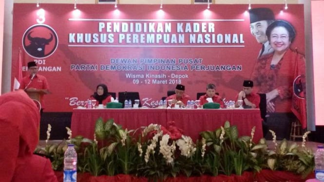 Pendidikan kader khusus perempuan oleh PDIP di Depok