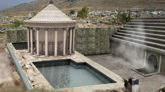 Gerbang Neraka Plutonium di kota kuno Hierapolis, Turki.