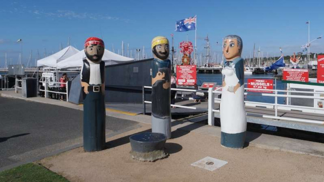 Ukiran patung kayu unik dan lucu di Dermaga Kota Geelong, Australia 