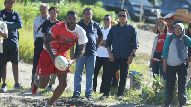 Sesi latihan Timnas rugby Indonesia dipantau Menpora Imam Nahrawi