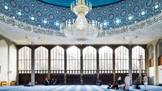 Indahnya Masjid London Central, Saksi Sejarah Islam Inggris