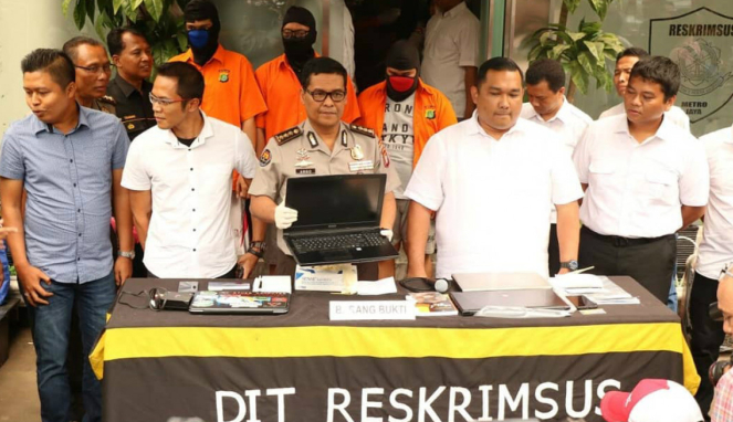 Polda Metro Jaya rilis kasus hacker mahasiswa Surabaya