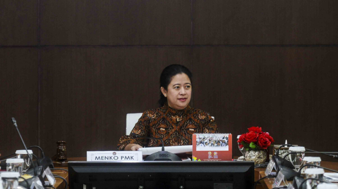 Menko PMK, Puan Maharani bersiap memimpin rapat tingkat menteri di Jakarta