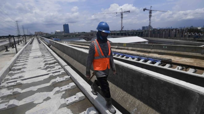 Ilustrasi Proyek Pembangunan Infrastruktur Depo Light Rail Transit (LRT) di Kelapa Gading.