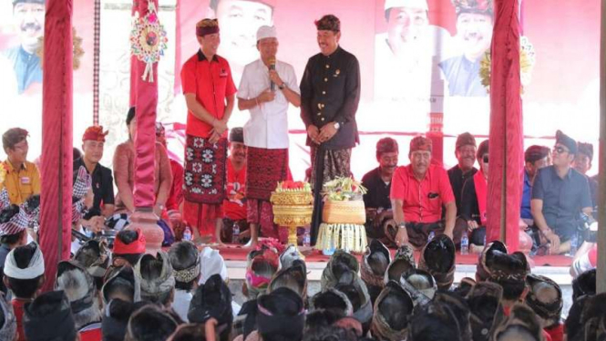Kampanye calon Gubernur Bali dari PDIP, I Wayan Koster-Tjokorda Oka Arta Ardana