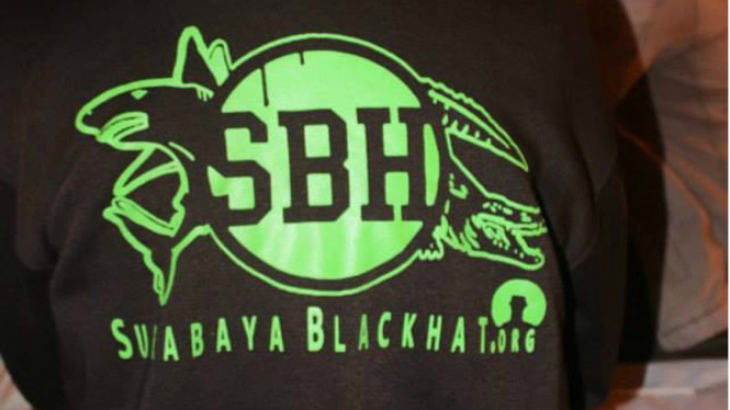 Logo Surabaya Black Hat