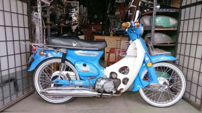  Modifikasi  Motor C70 Warna  Hitam Arena Modifikasi 