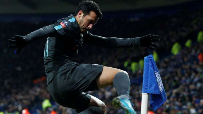 Winger Chelsea, Pedro Rodriguez rayakan gol.