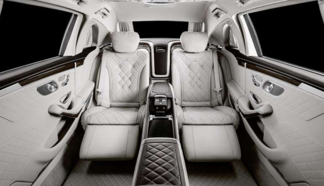 Kabin Maybach Pullman edisi 2018.