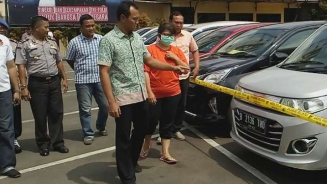 Polisi tangkap janda pencuri 14 mobil.