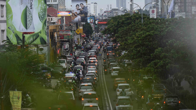 Kemacetan di kawasan Margonda, Depok, Jawa Barat