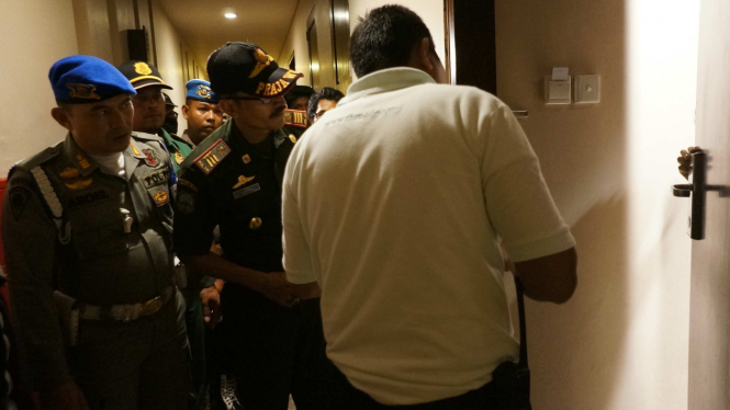 Satpol PP dan Wilayatul Hisbah menggelar razia di sejumlah hotel di Aceh