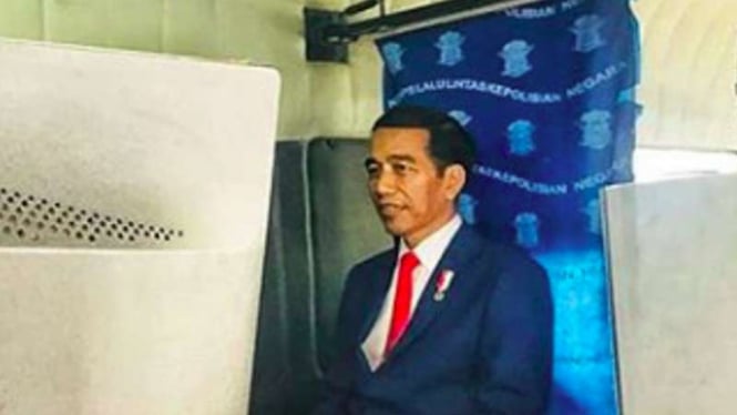 Presiden Jokowi perpanjang SIM