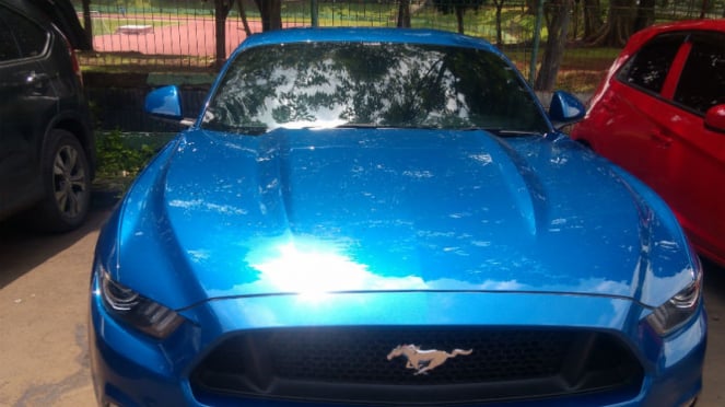 Ford Mustang milik bintang badminton Indonesia, Kevin Sanjaya Sukamuljo