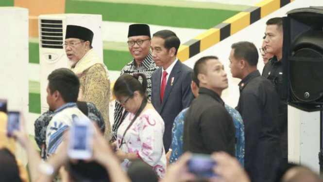 Presiden Joko Widodo di kampus Universitas Islam Malang di Kota Malang, Jawa Timur, pada Kamis, 29 Maret 2018.