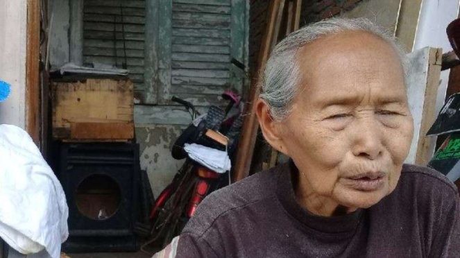 Mbah Warni (86 tahun), salah satu penghuni Istana simongan di Kota Semarang