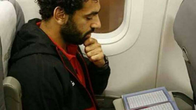 Mohamed Salah membaca Alquran